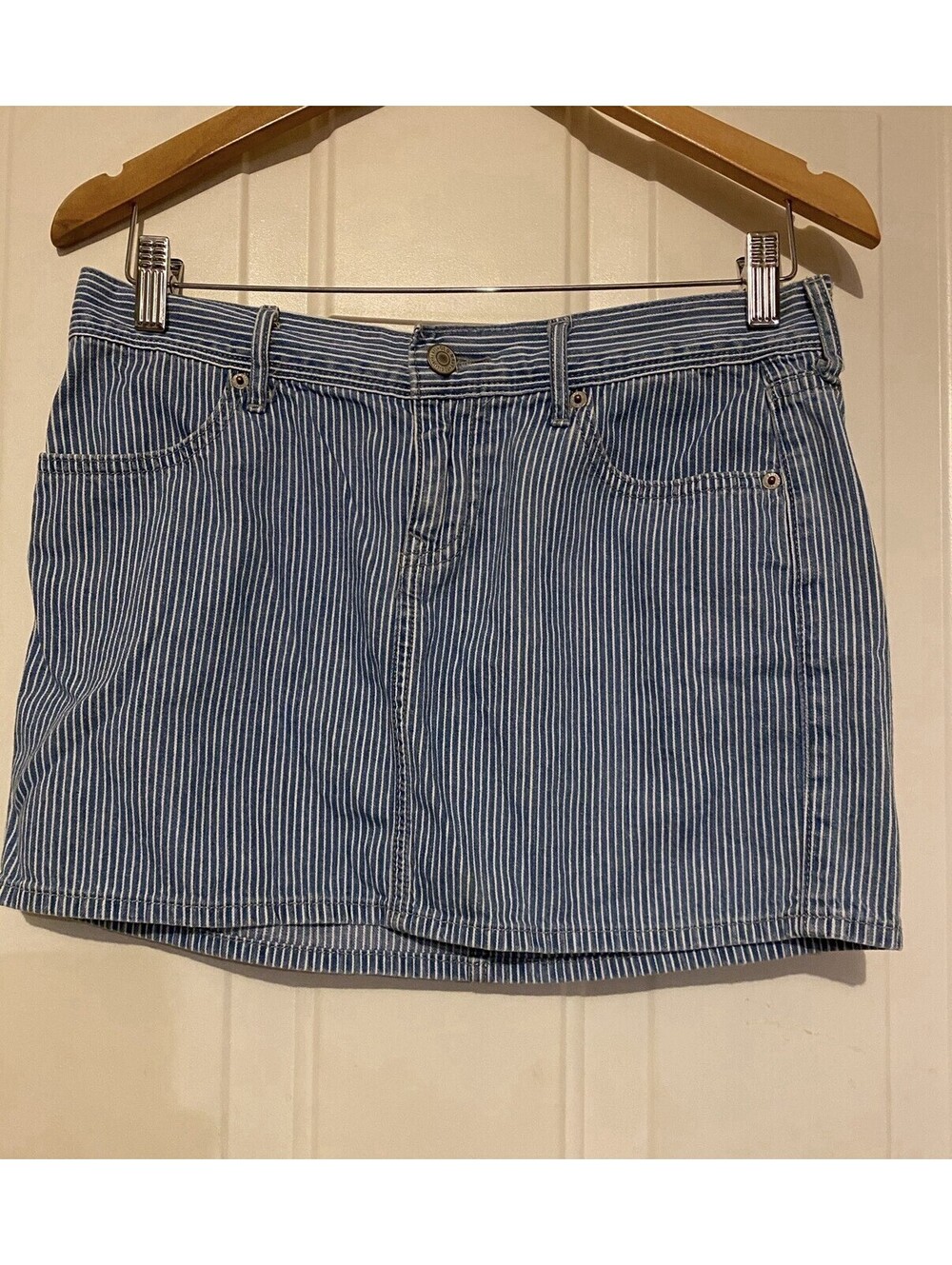 Old Navy Denim Striped Mini Skirt Size 4